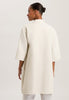 HANRO_241_W_UrbanCasuals_Robe_078825_072872_045.jpg