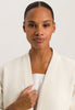 HANRO_241_W_UrbanCasuals_Robe_078825_072872_090.jpg