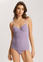 HANRO_242_W_Allure_PaddedBraCamisole_071462_072867_040.jpeg