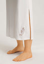 HANRO_242_W_AnneNW_LSLVNightdress130cm_074893_070102_091.jpeg