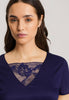 HANRO_242_W_EvaNW_SSLVNightdress95cm_074886_072621_090.jpeg