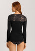 HANRO_242_W_Maria_LSLVShirt_070900_070924_045.jpeg