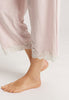 HANRO_242_W_NaturalEleganceLSLVPajama_CropedPants_074833_072899_091.jpeg
