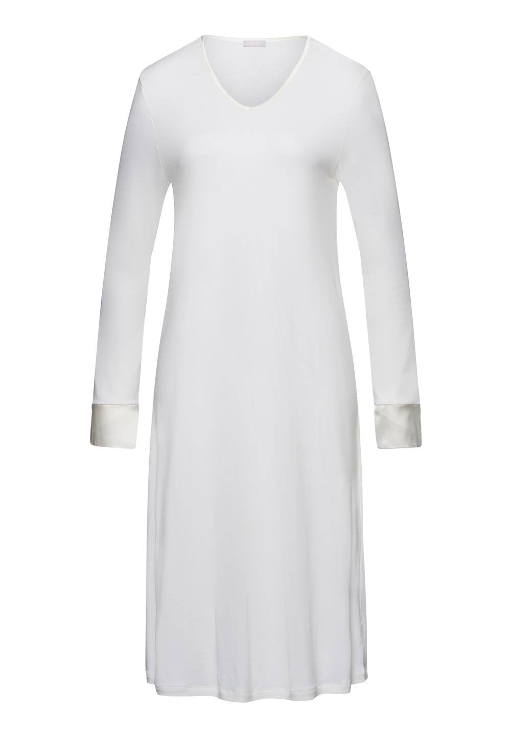 HANRO_242_W_Virginia_LSLVNightdress110cm_074875_070102_010.jpeg