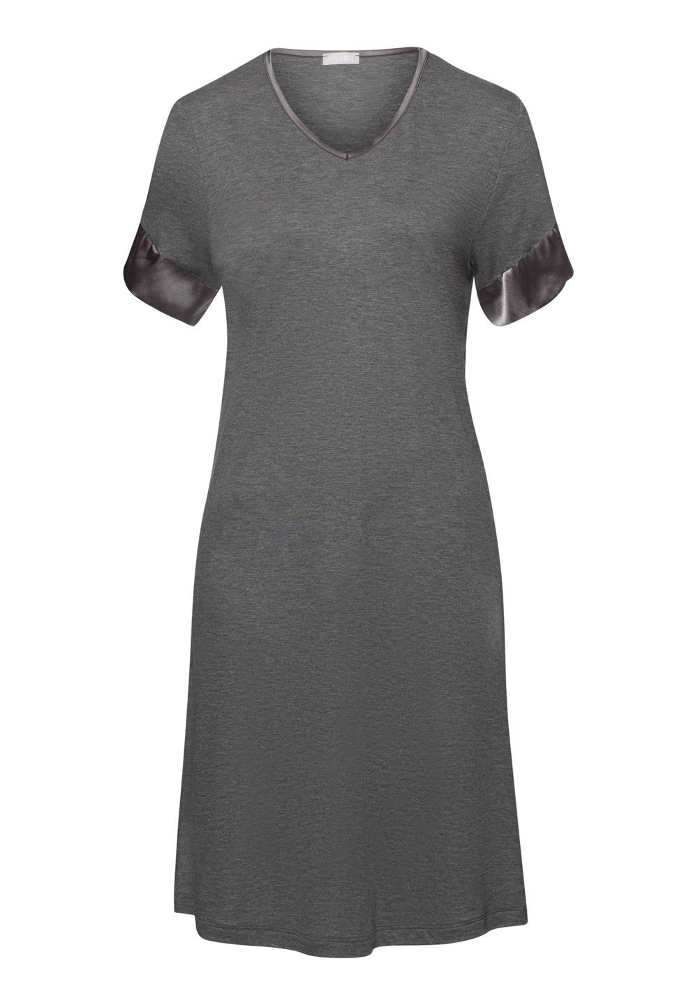 HANRO_242_W_Virginia_SSLVNightdress100cm_074874_071119_010.jpeg