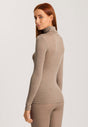 HANRO_242_W_WoolenSilk_TurtleneckShirt_071423_072847_045.jpeg