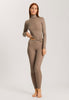 HANRO_242_W_WoolenSilk_TurtleneckShirt_071423_072847_060.jpeg