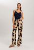HANRO_251_W_CottonSeamless_SpaghettiTop_071601_073067_060.jpg