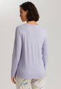 HANRO_251_W_SleepLounge_LSLVShirt_074844_072474_045.jpg