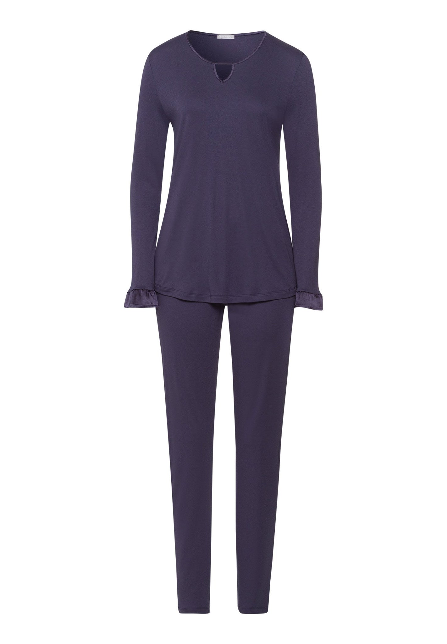 HANRO_252_W_Claire_LSLVPajama_074769_072610_010.jpg