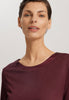 HANRO_252_W_GrandCentral_LSLVNightdress100cm_077339_072421_090.jpg
