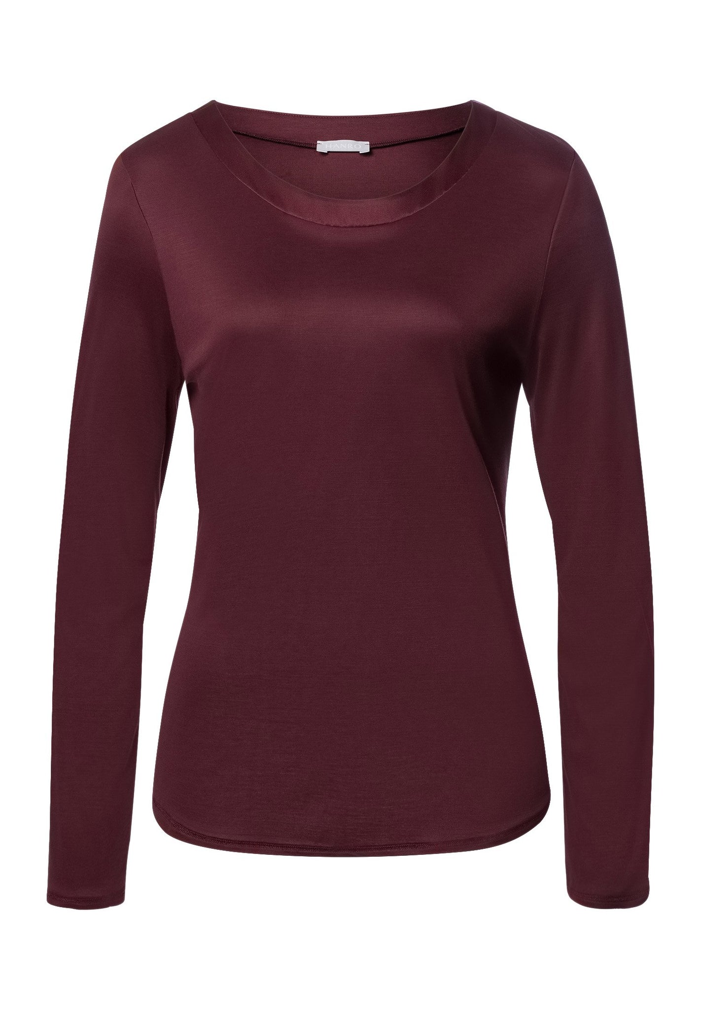 HANRO_252_W_GrandCentral_LSLVShirt_077381_072421_010.jpg