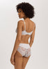 HANRO_252_W_Holly_SoftCupBra_070821_072652_045.jpg