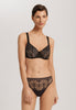 HANRO_252_W_Holly_UWireBra_070822_070019_040.jpg
