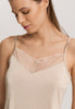 HANRO_252_W_Lilith_SpaghettiTop_070837_072216_090.jpg