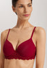 HANRO_252_W_Moments_PaddedBra_071503_072418_090.jpg