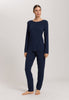 HANRO_252_W_NaturalElegance_LSLVPajama_074951_071610_040.jpg