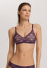 HANRO_252_W_Ruby_SoftCupBra_070852_072431_040.jpg