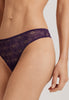 HANRO_252_W_Ruby_Thong_070854_072431_090.jpg
