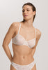HANRO_252_W_Ruby_UWireBra_070853_072123_040.jpg