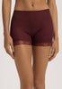 HANRO_252_W_WoolenLace_Panty_070832_072421_040.jpg