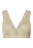 HANRO_261_W_CottonDelight_SoftCupBra_071838_072661_010.jpg