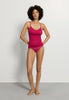 HANRO_261_W_CottonSeamless_SpaghettiTopPadded_071605_072465_060.jpeg
