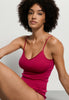 HANRO_261_W_CottonSeamless_SpaghettiTopPadded_071605_072465_090.jpeg
