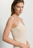 HANRO_261_W_CottonSeamless_SpaghettiTopPadded_071605_072811_090.jpeg