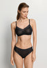 HANRO_261_W_Orea_SoftCupBra_070807_070019_040.jpeg