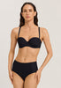 HANRO_B_W_Allure_PaddedBandeauBra_071732_070199_041.jpg