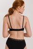 HANRO_B_W_CottonLace_LightPaddedBra_072433_070019_045.jpg