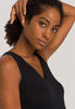 HANRO_B_W_CottonSeamless_Top_071602_070019_090.jpg