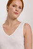HANRO_B_W_CottonSeamless_Top_071602_070101_090.jpg