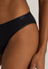 HANRO_B_W_CottonSensation_MiniBriefs_071403_070019_090.jpg