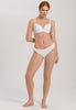 HANRO_B_W_InvisibleCotton_BrazilianPanty_071226_070101_060.jpg