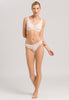 HANRO_B_W_InvisibleCotton_Thong_071225_071381_060.jpg