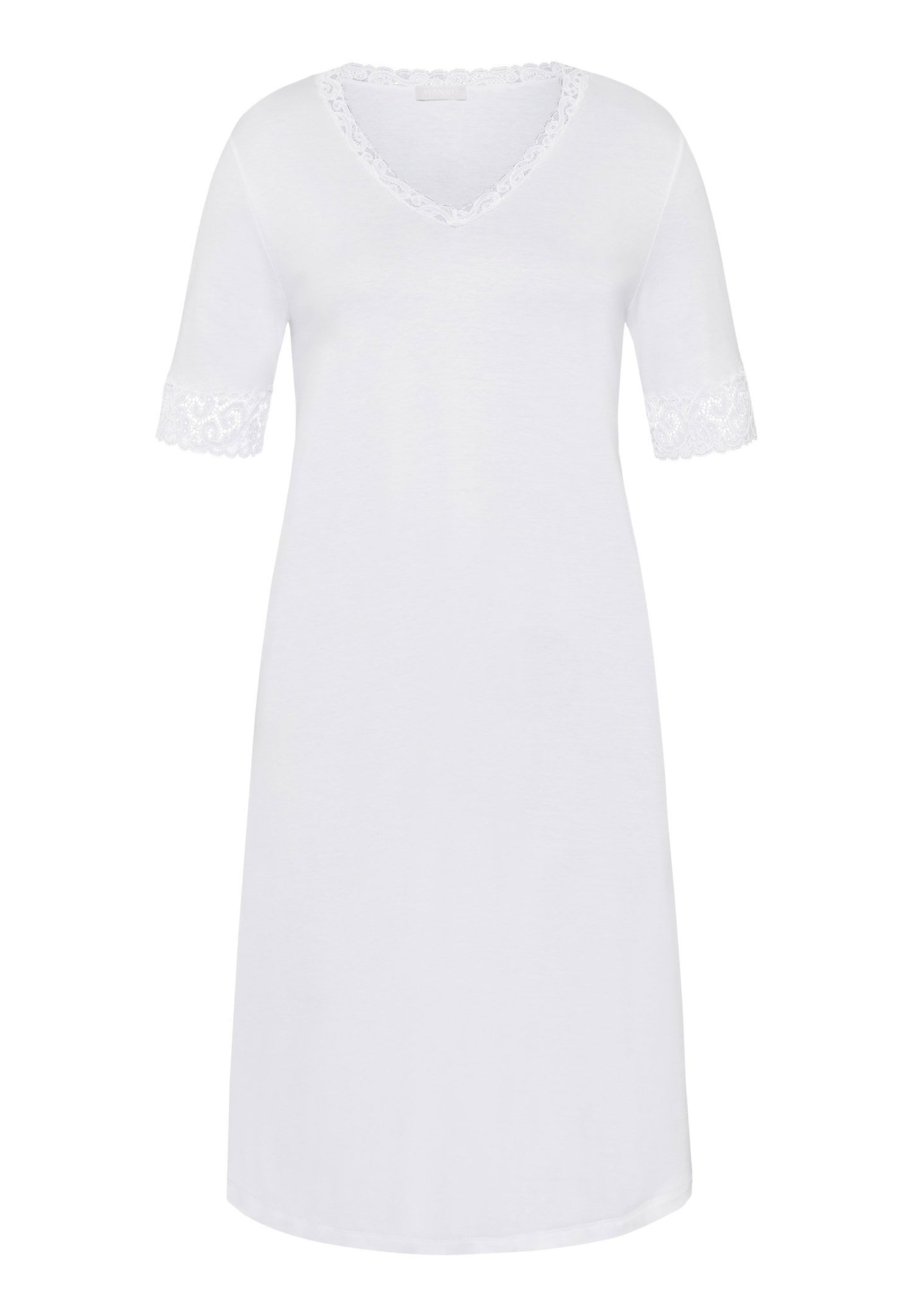 HANRO_B_W_MomentsNW_SSLVNightdress100cm_077040_070101_010.jpg
