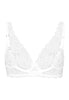 HANRO_B_W_Moments_SoftCupBra_071465_070101_020.jpg