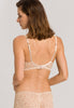 HANRO_B_W_Moments_SoftCupBra_071465_070274_045.jpg