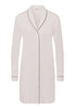 HANRO_B_W_NaturalComfort_LSVLNightdress_077964_071809_010.jpg