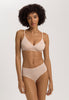 HANRO_B_W_SmoothIllusion_SoftCupBra_070842_070274_040.jpg