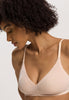 HANRO_B_W_SmoothIllusion_SoftCupBra_070842_070274_090.jpg