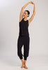 HANRO_B_W_Yoga_CropPants_078797_072199_063.jpg